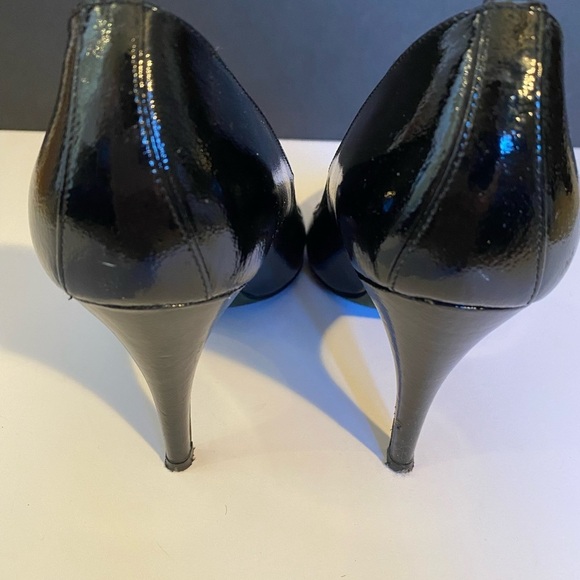 Donald J Pliner pumps - Picture 3 of 5